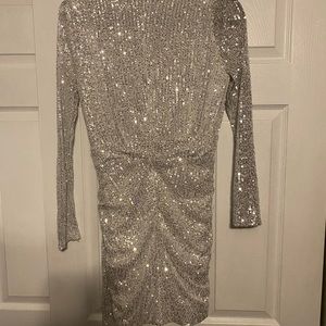 Women sequence Dress    Size M   Like New